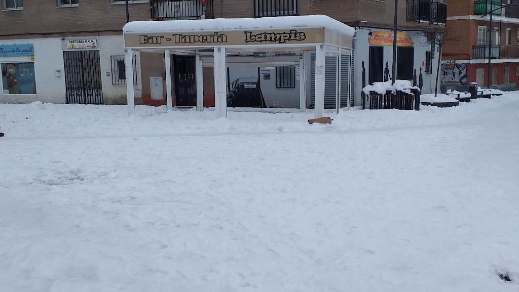Bar-Taperia Lampis — Del propietario