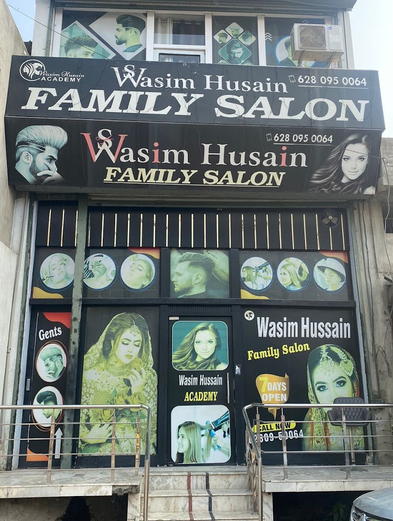 Wasim Husain Unisex Saloon Best Unisex Salon In Raikot Hair Stylist In Raikot Skin Treatment In Raikot