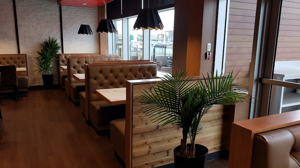 Barbies Resto Bar Grill - Lévis in Levis