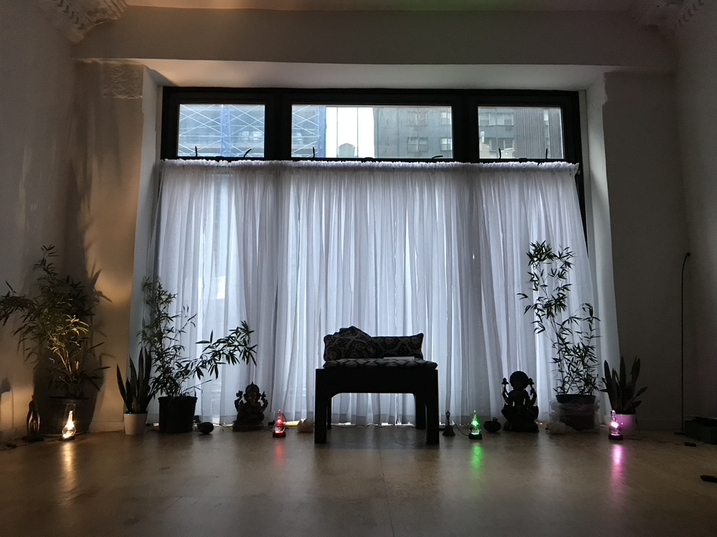  ISHTA Yoga