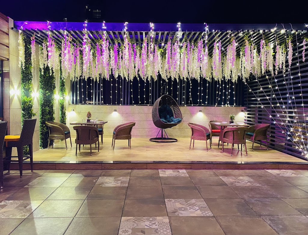 Akash Ganga The Terrace Restro Lounge Bar In Gorakhpur Terrace Restaurant In Gorakhpur