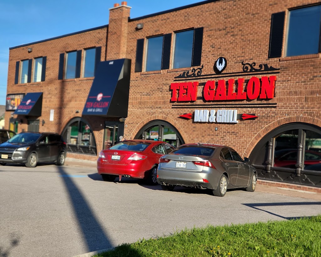 Ten Gallon Bar and Grill in Newmarket