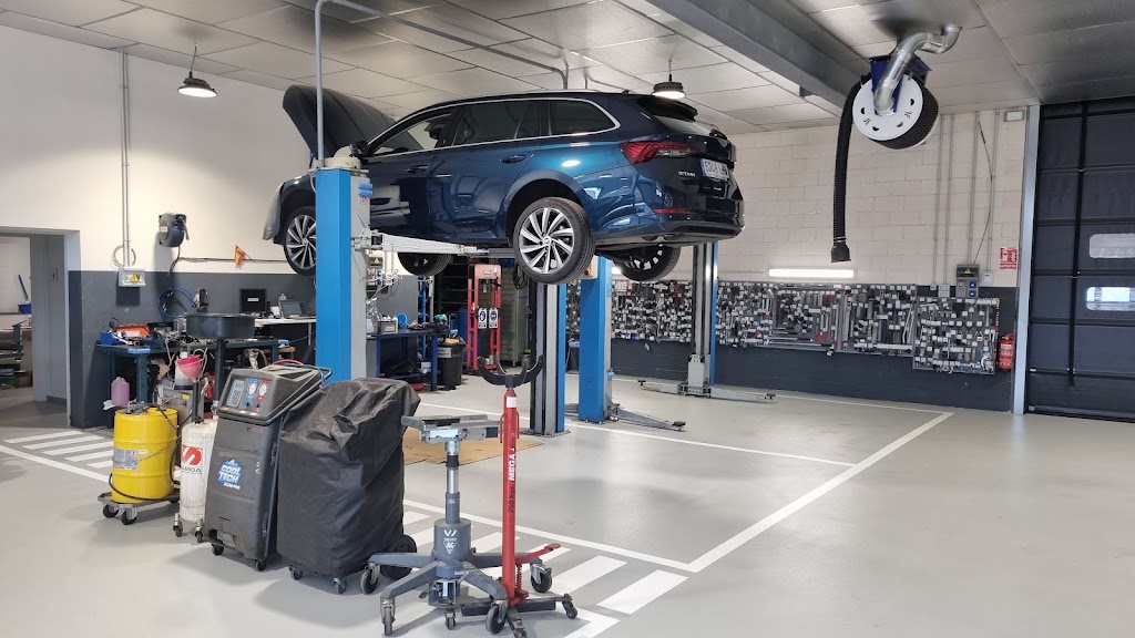 Skomovil - Taller Oficial Skoda en Torrevieja — Del propietario