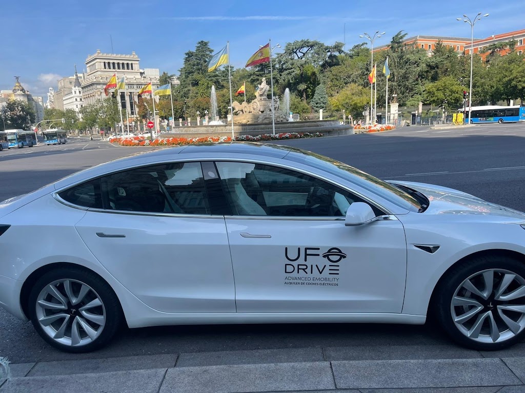 UFODRIVE: 24/7 Car Rental - Madrid