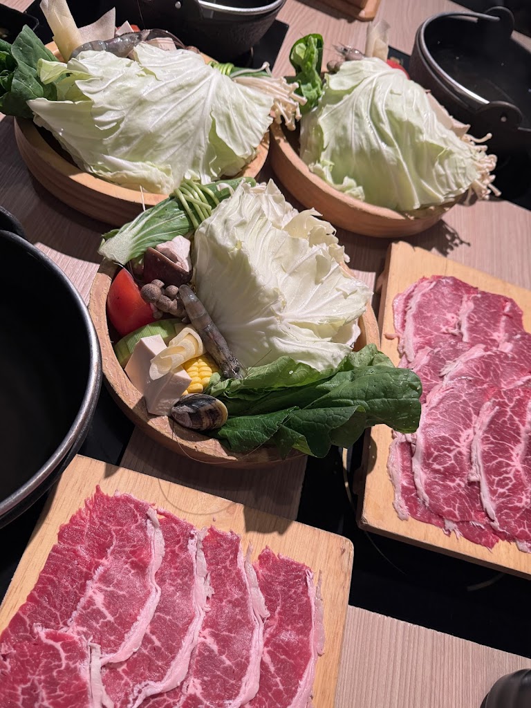 野人Shabu 冷藏/熟成高級肉火鍋專門 花蓮-花蓮必吃火鍋|火鍋餐廳|人氣火鍋|花蓮火鍋|火鍋美食|車站美食 的照片