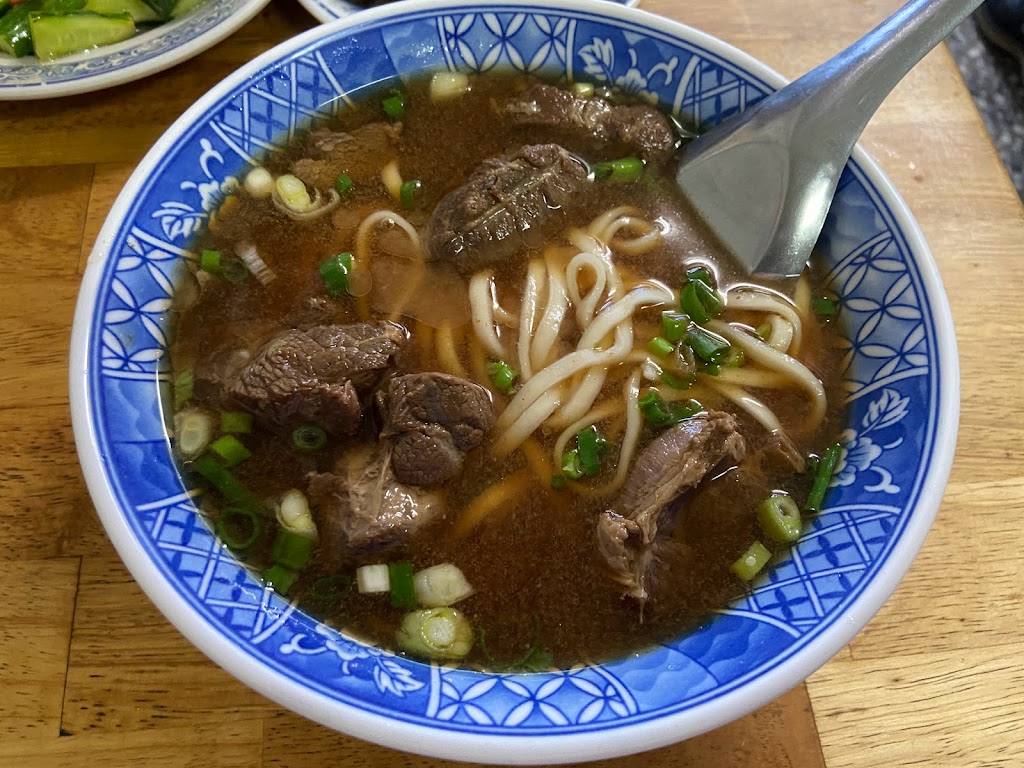 光頭牛肉麵 的照片