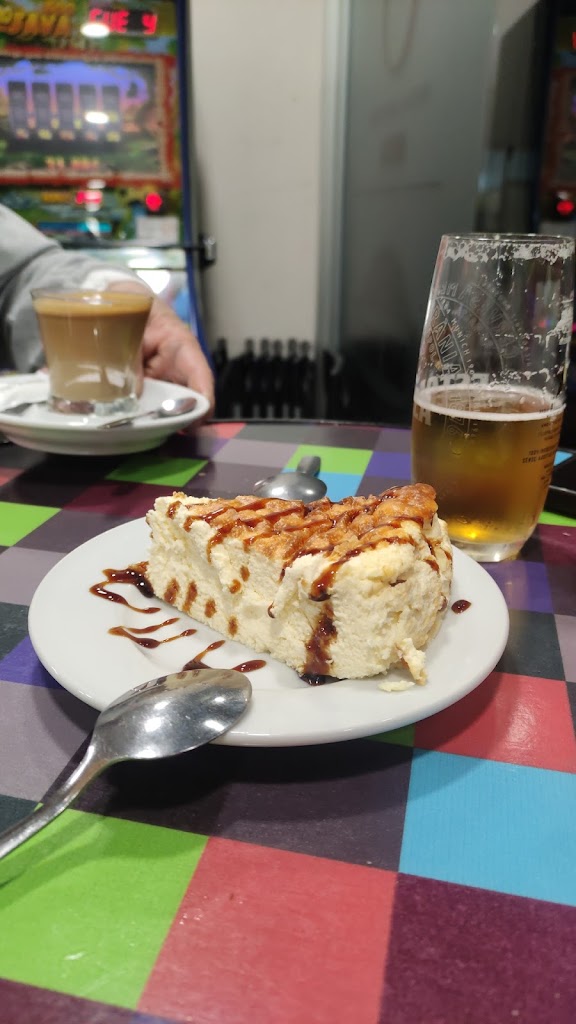 Cafeteria Bon Gust — Cafe