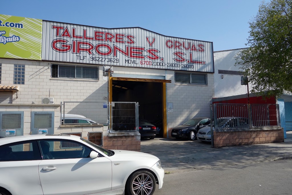 Talleres Y Gruas Girones SL — Del propietario