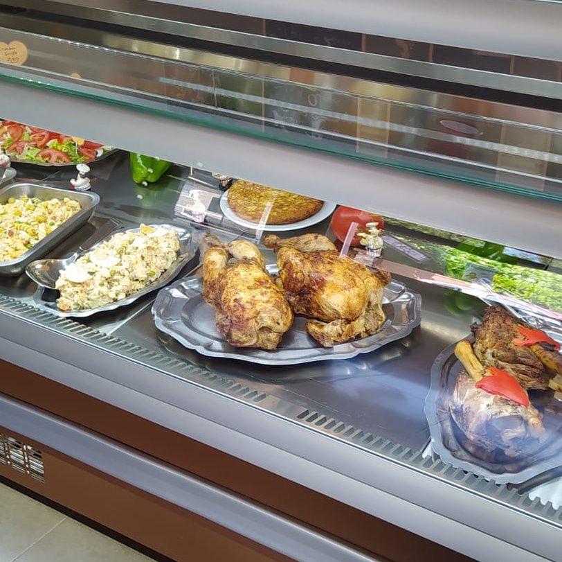 O Xantar de Marina TAKE AWAY — Comida y bebida