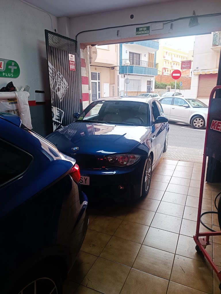 CAMCAS GARAGE - TALLER MECANICO EN EL VENDRELL — Del propietario