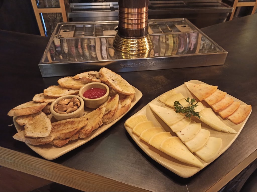 Bar La Corredera Food&Drink — Comida y bebida