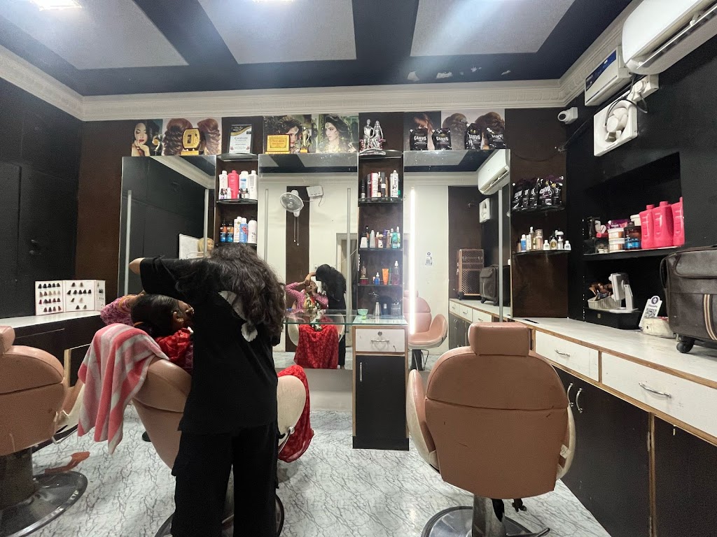 Rose Beauty Care Makeup Studio