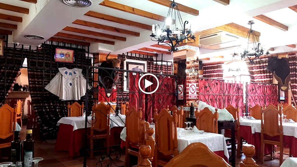 Hotel Restaurante "Flor de La Mancha" — Videos