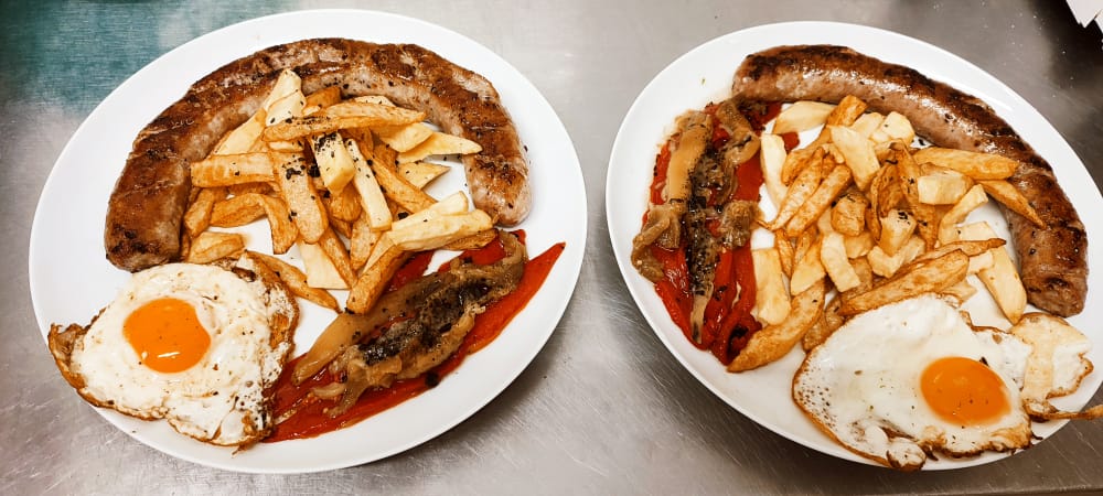 Bar Las 3 Eras — Comida y bebida