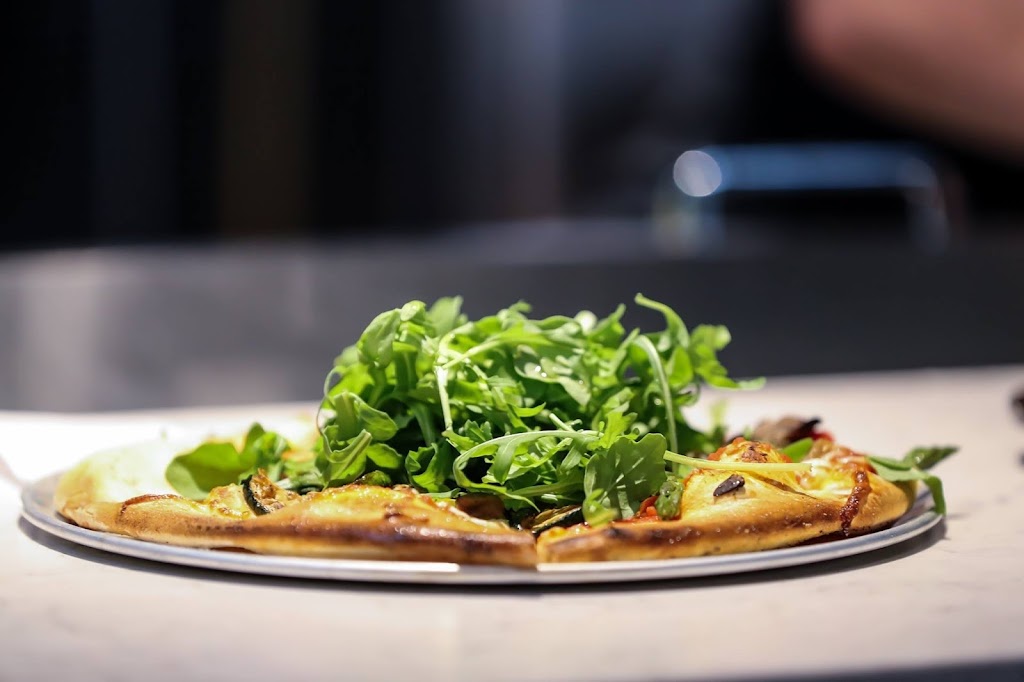 Bacaro Pizzeria Express - Rockland in Mount Royal