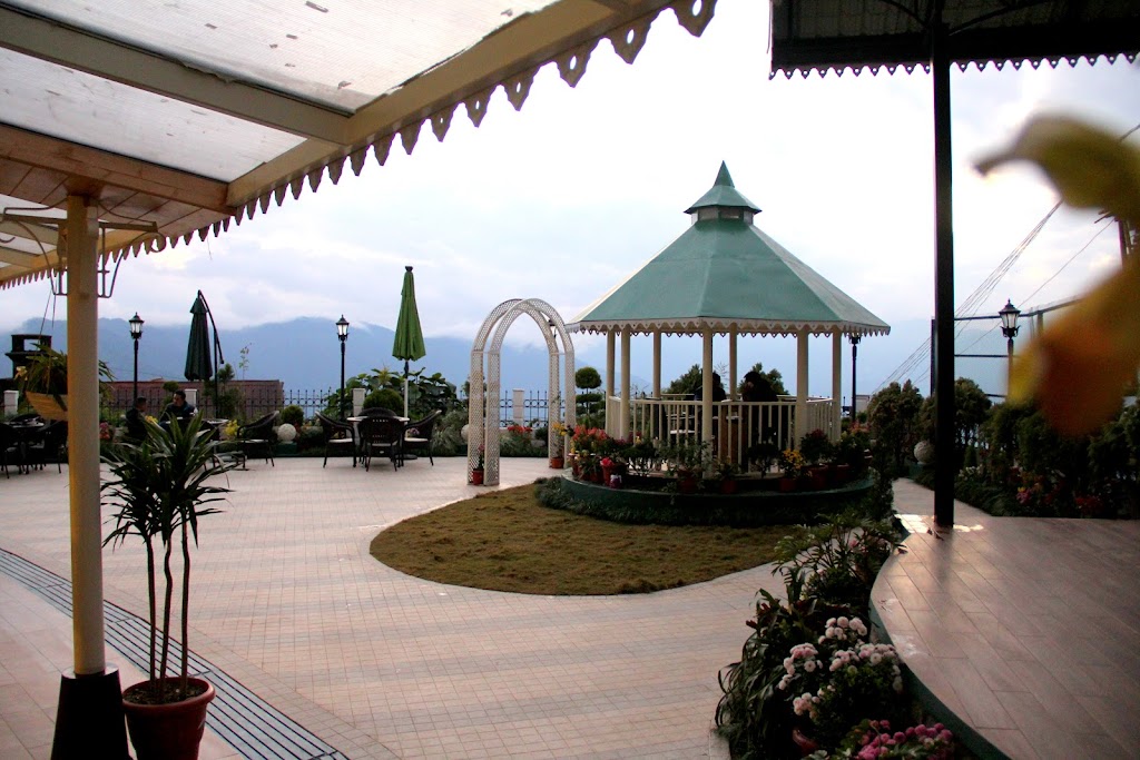 Crescent Resort