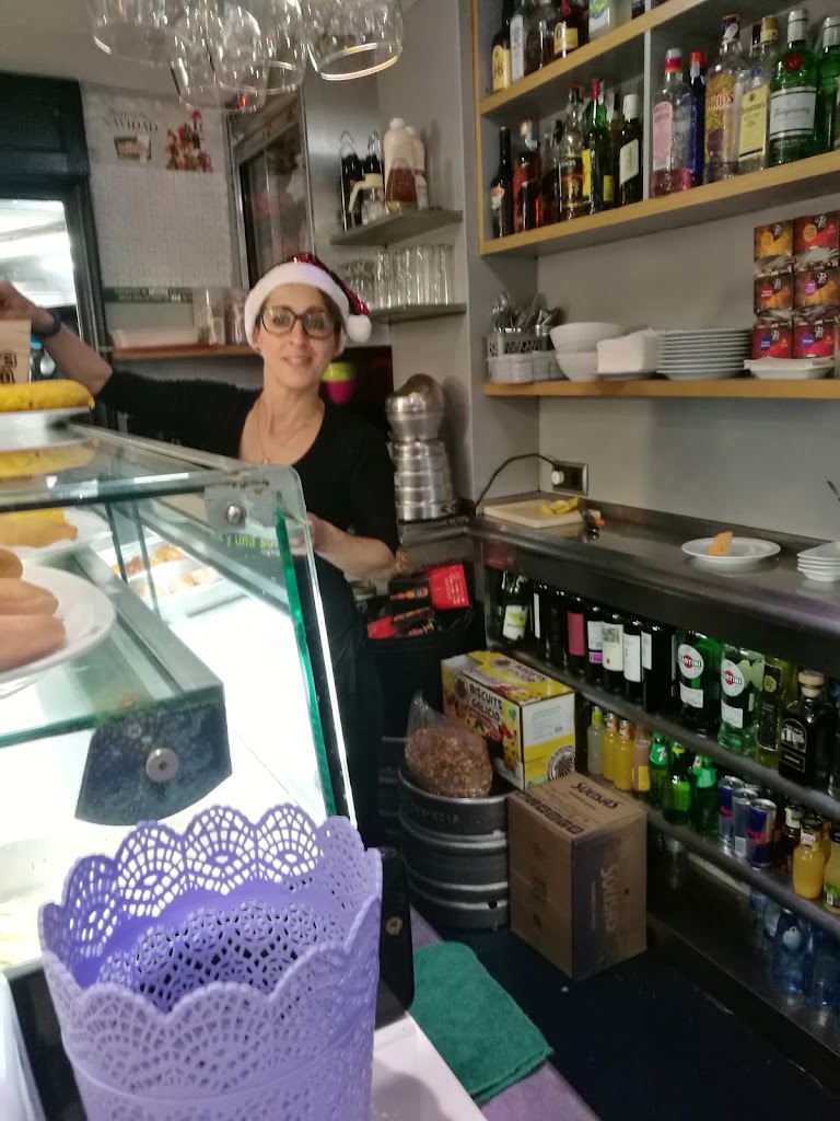 Cafe Bar Leon — Ambiente