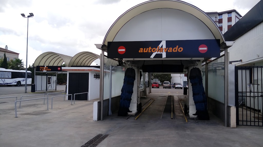Estacion de Servicio Repsol — Exterior