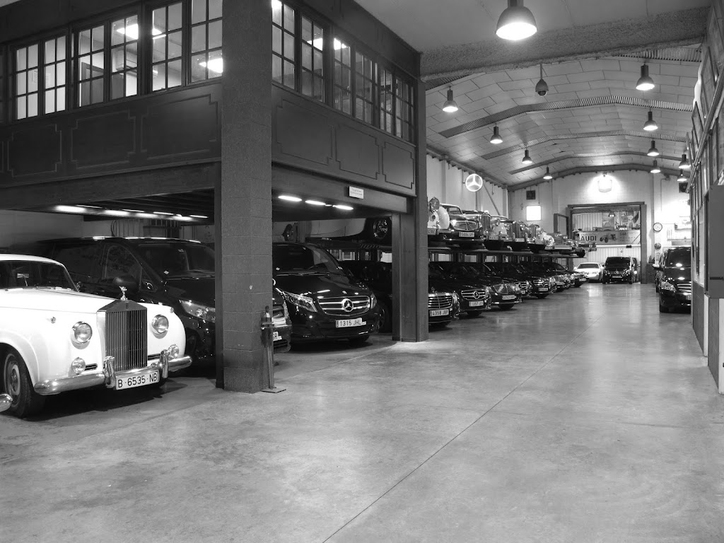 Luxury car