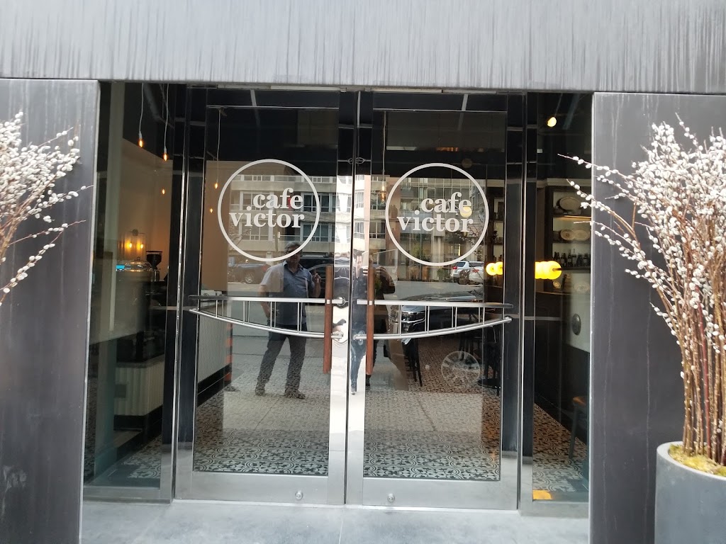 Victor Restaurant