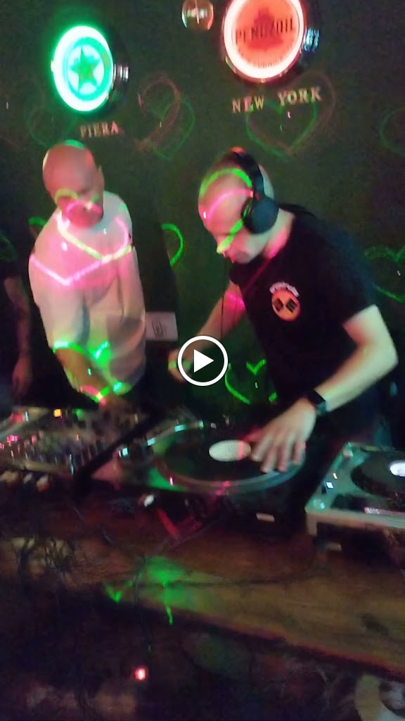 La Lola Music Bar — Videos