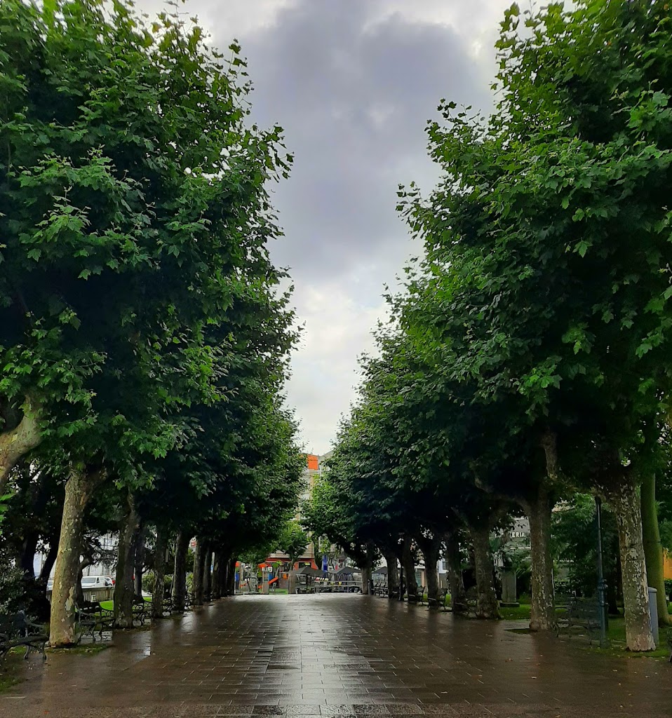 Alameda de Marin "Rosalia de Castro"