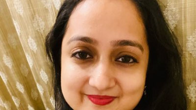 Dr Etti Goyal