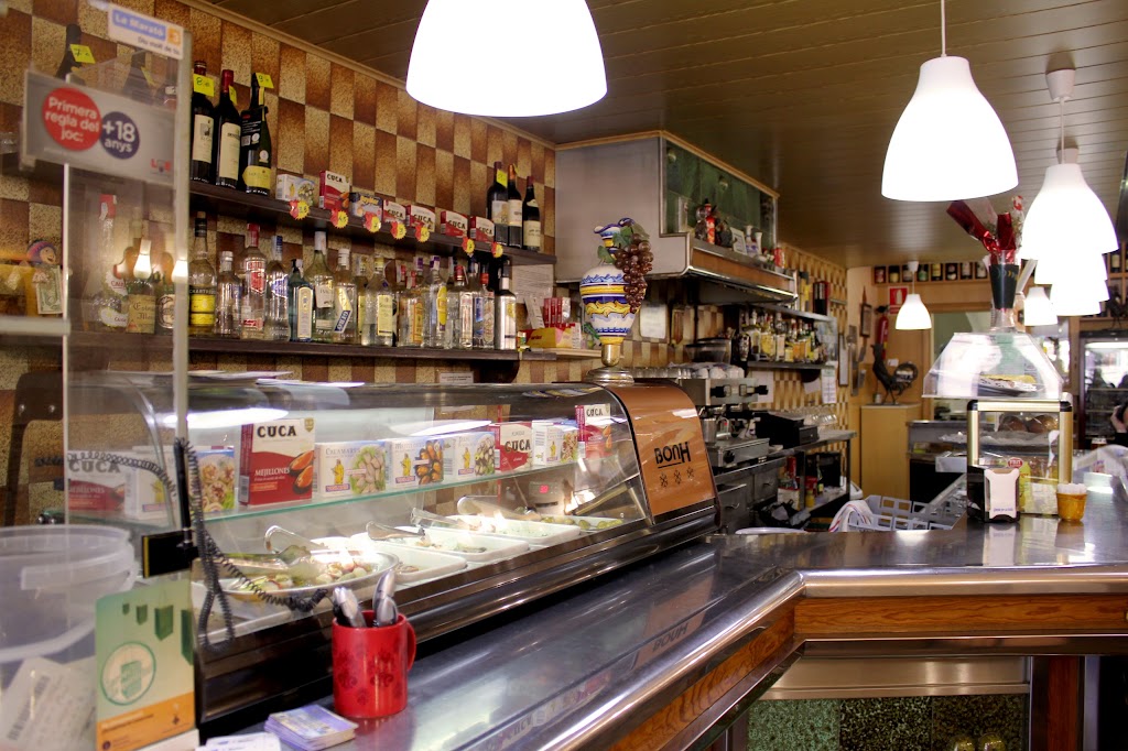 Loterias y Bar cafe pena — Del propietario