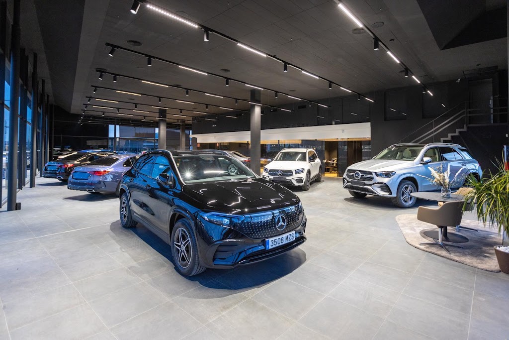Mercedes-Benz DIMOVIL - Cartagena — Interior