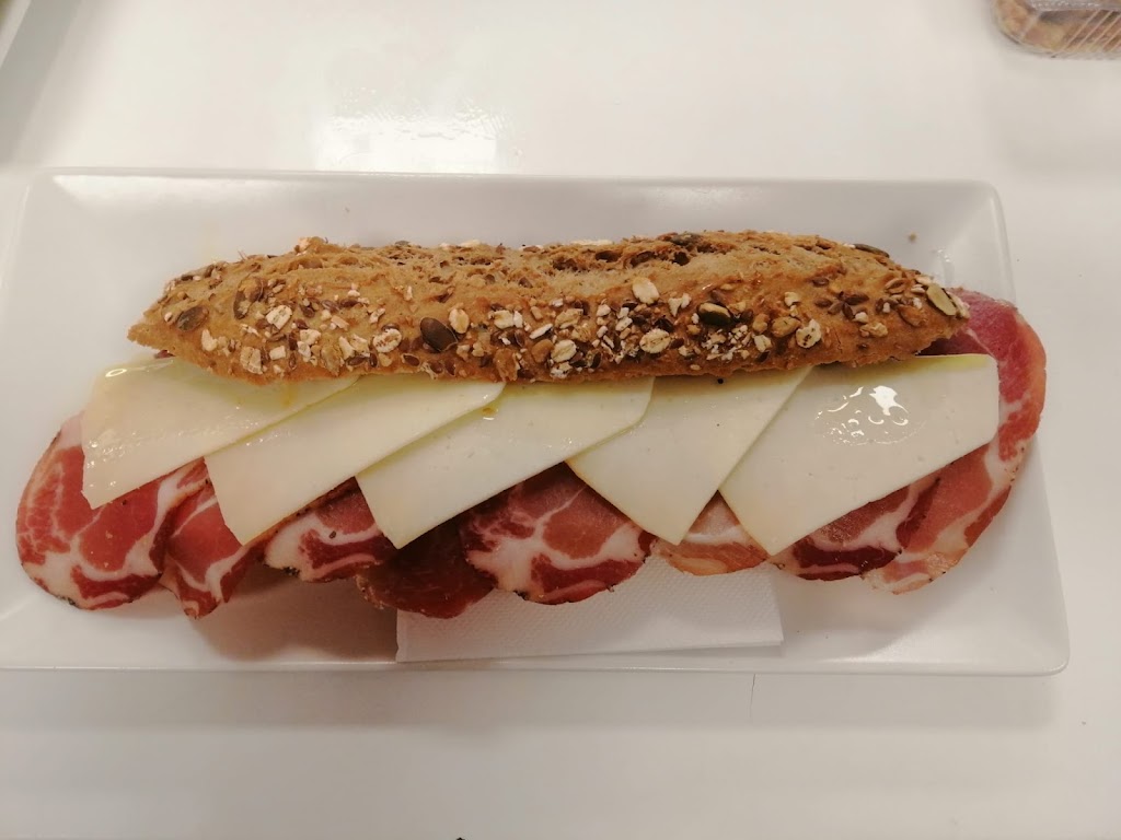 Bona Massa — Comida y bebida