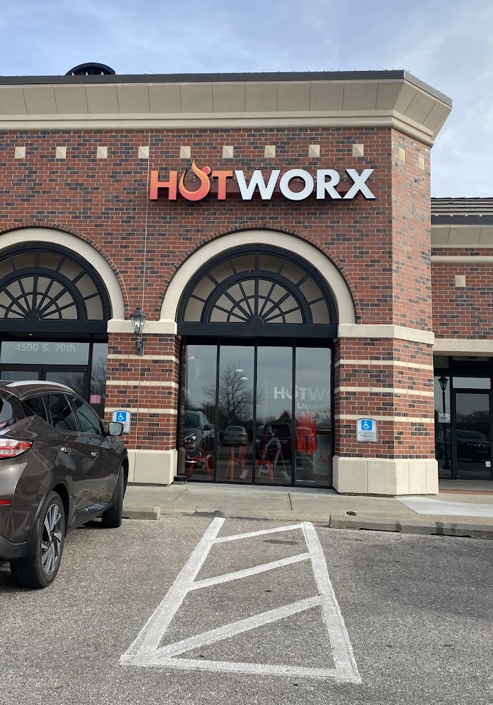  HOTWORX - Lincoln, NE - 70th & Pioneers