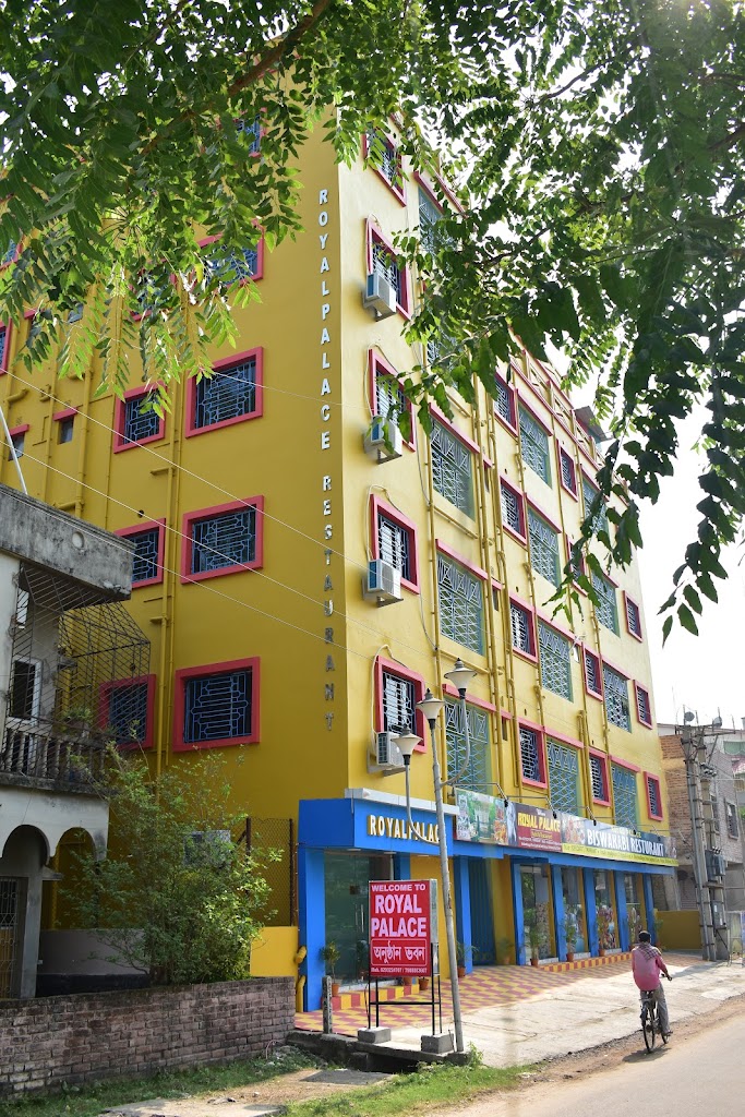 Royal Palace Hotel
