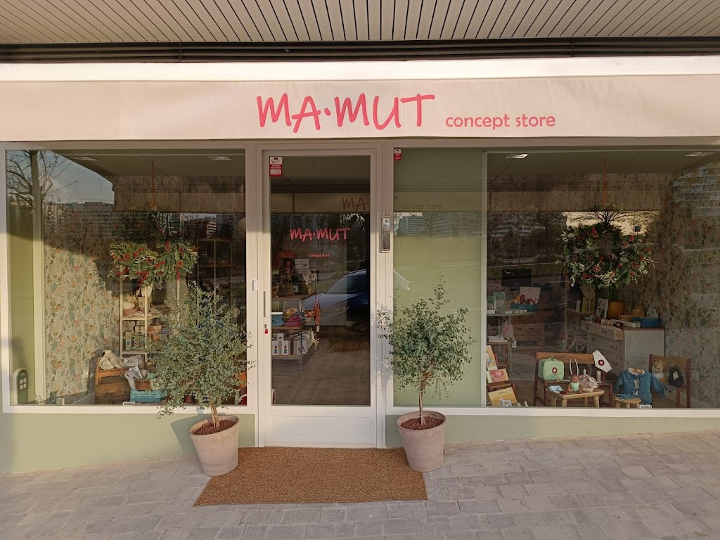 Foto 2 de Mamut Concept Store