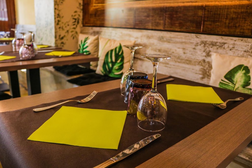 Restaurant La Fabrica — Ambiente