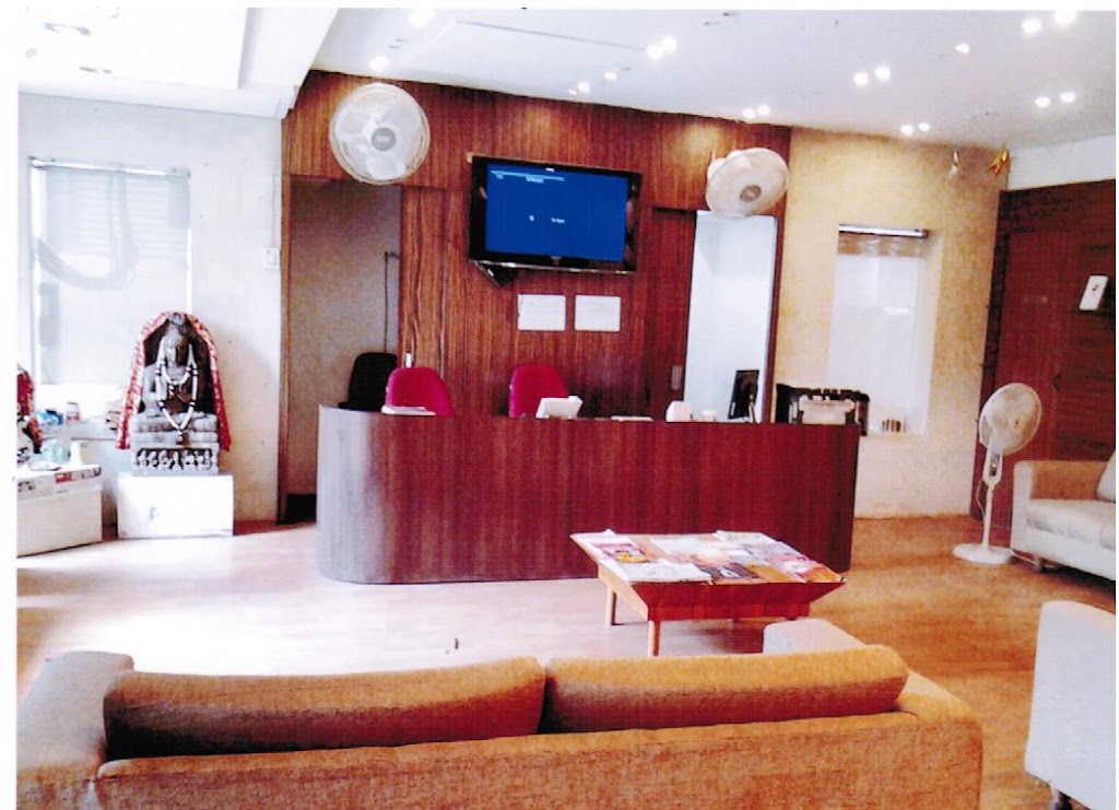 Dr. Adlakha Hospital