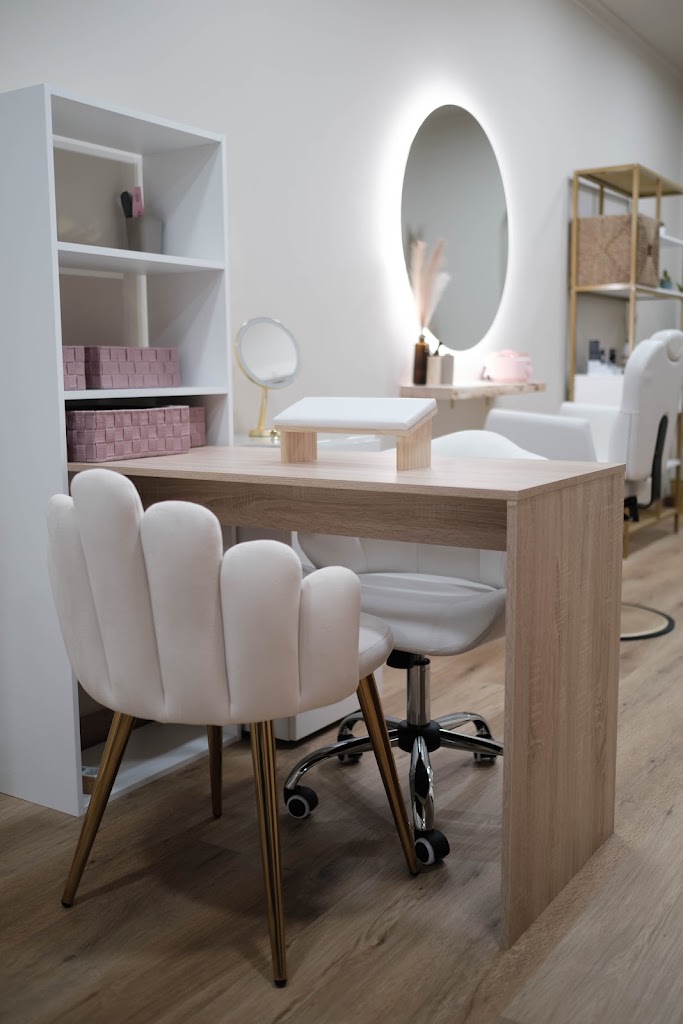 Let's Glow by Cristina Perez — Interior