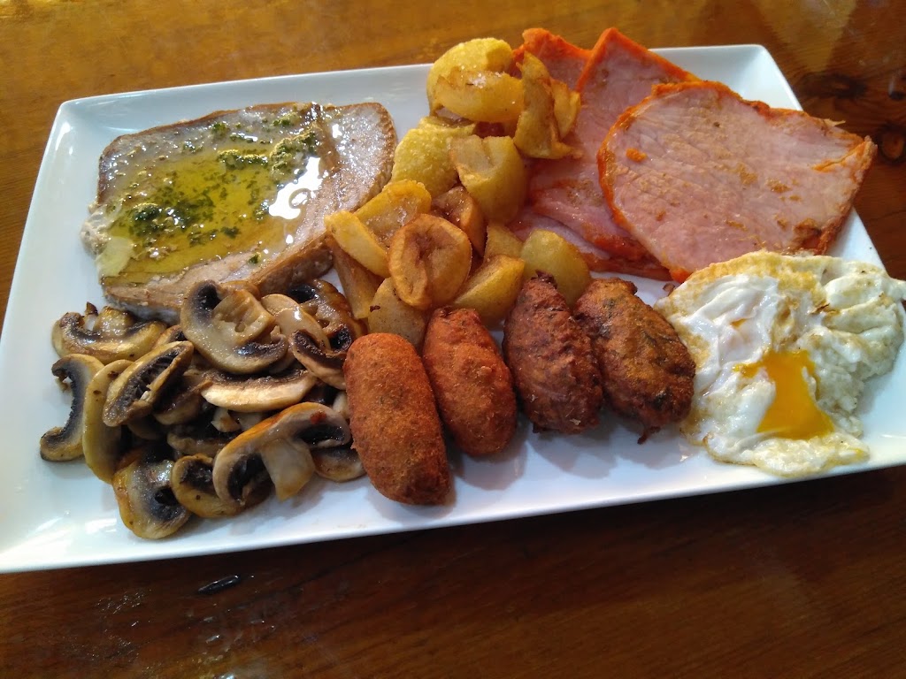 Nou Tonell — Comida y bebida