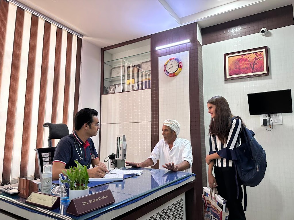 Dr. Dr Sukh Chain Physician Fever Cold Cough Diabetes Asthma Bp Thyroid Allergy Arthritis Cardiologist