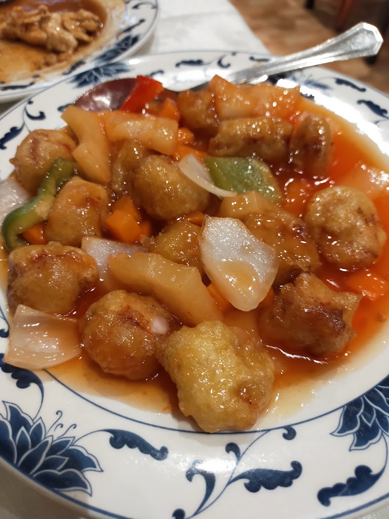 Gran Mundo Pato Laqueado — Comida y bebida
