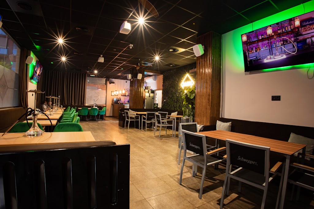 Fahsi Lounge — Ambiente