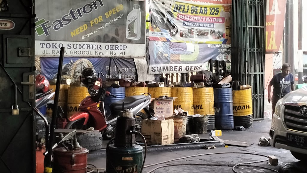 Toko Oli & Aki Sumber Oerip