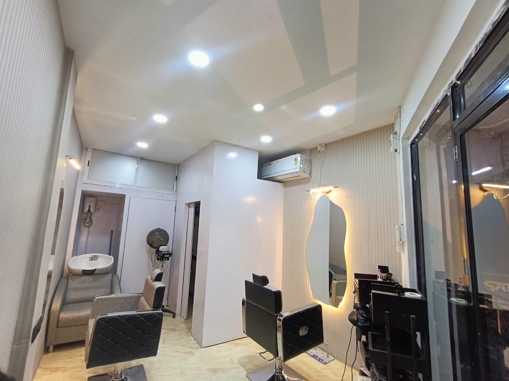 Creative Unisex Salon Akola