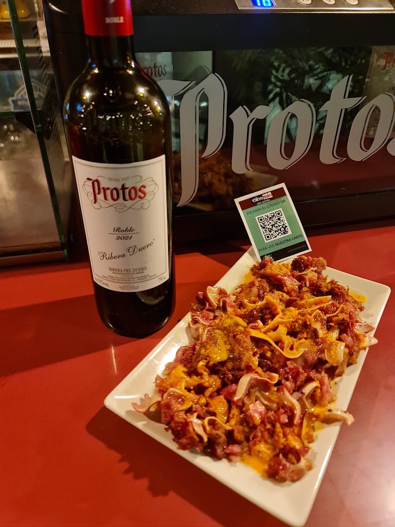Vino Mio — Comida y bebida