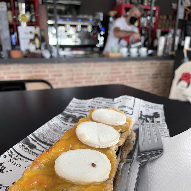 Restaurante Rompizo — Comida y bebida