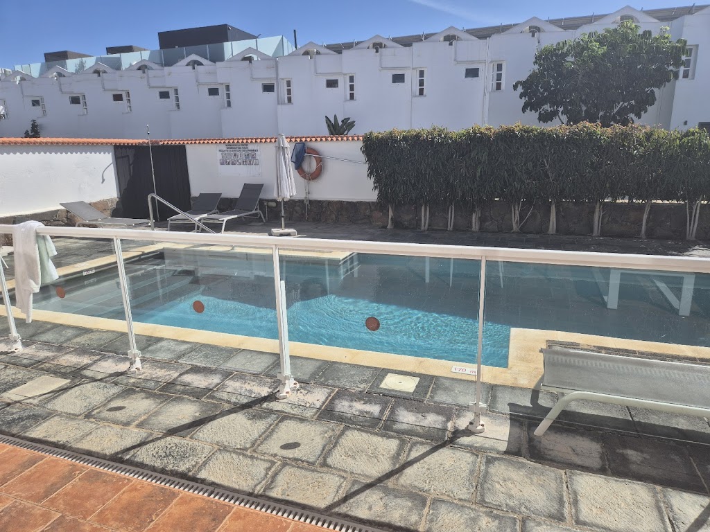 Apartamentos y Casas