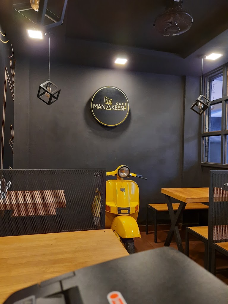 Cafe Manakeesh