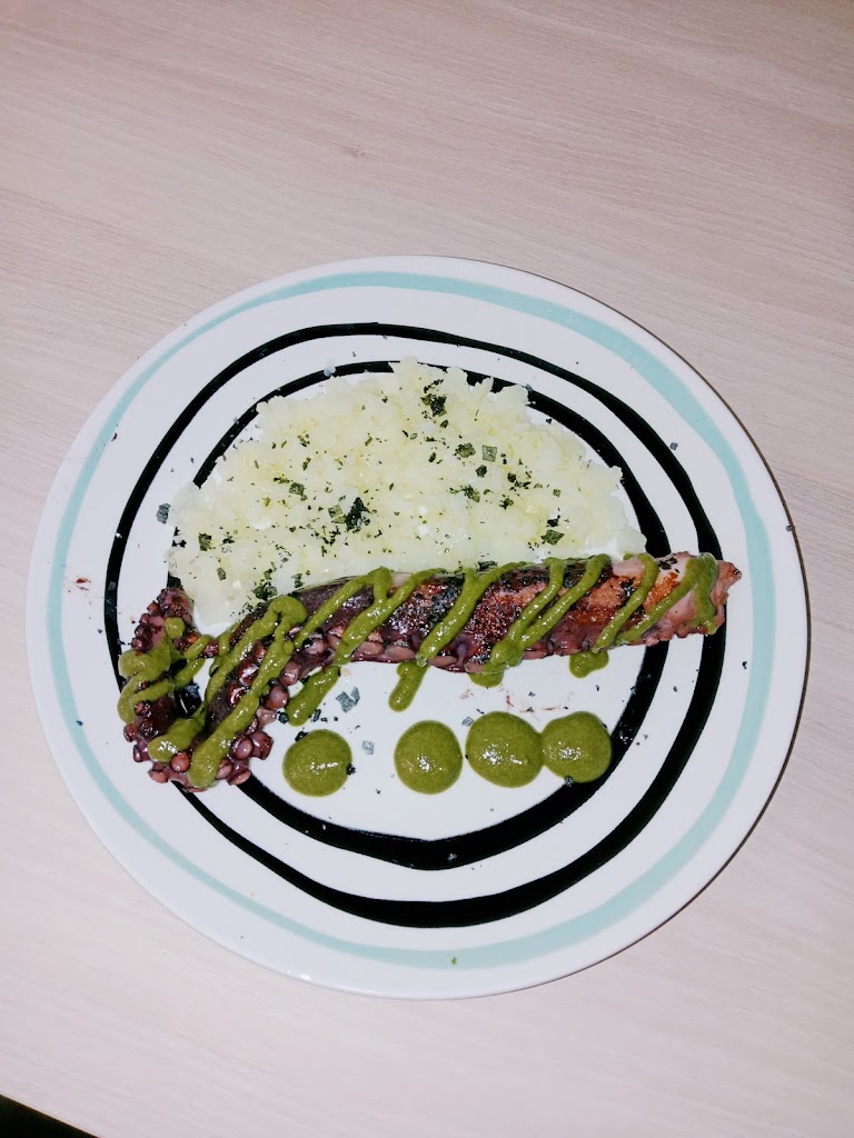 El Envero — Comida y bebida