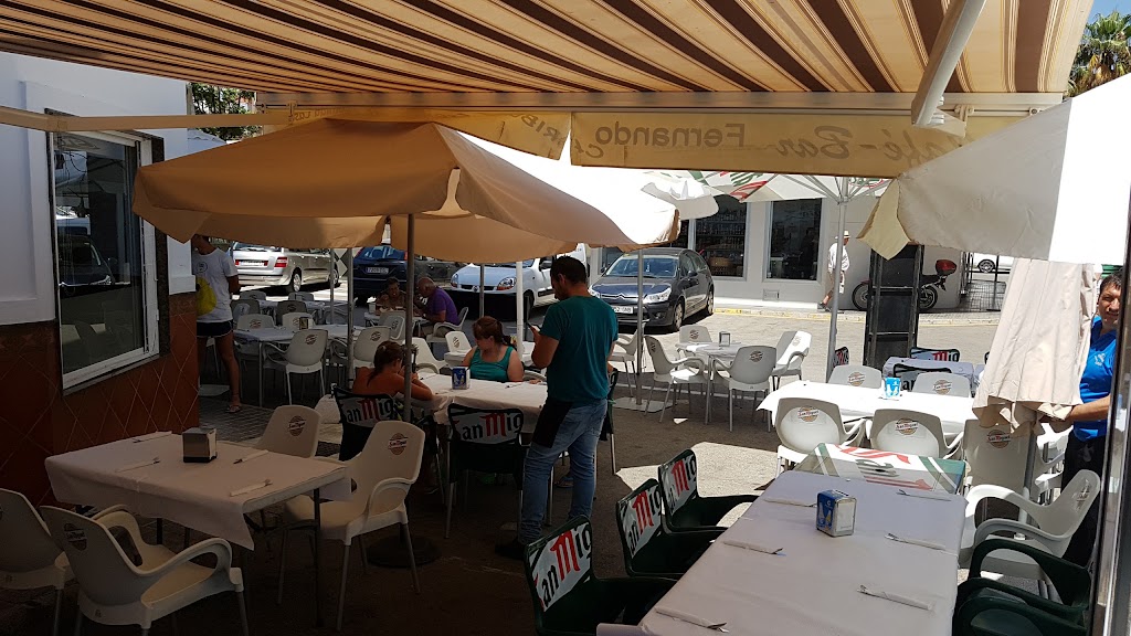 Cafe Bar Fernando Caribu — Ambiente