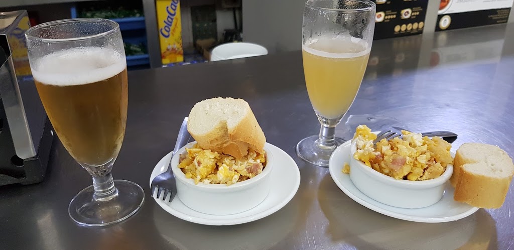 Bar Nacional — Comida y bebida