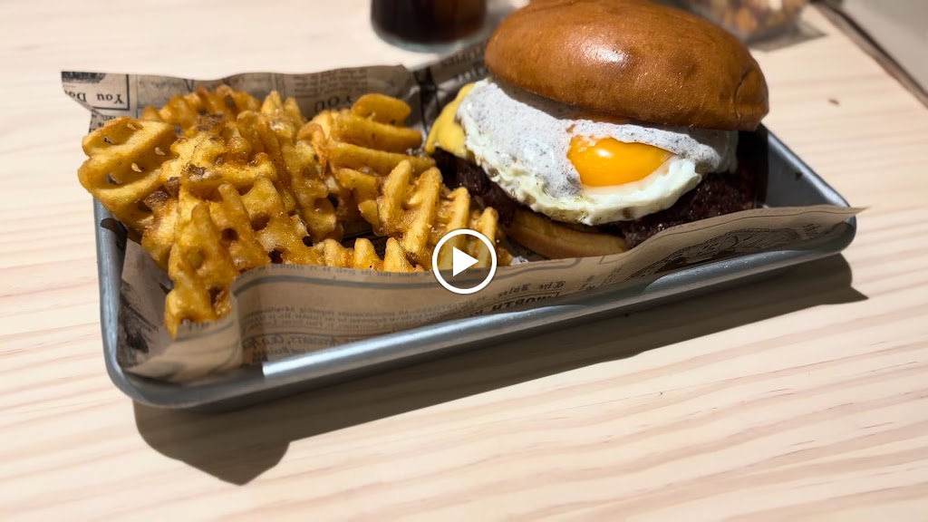 Corner | Sports Bar Del Poble | Villarreal — Videos